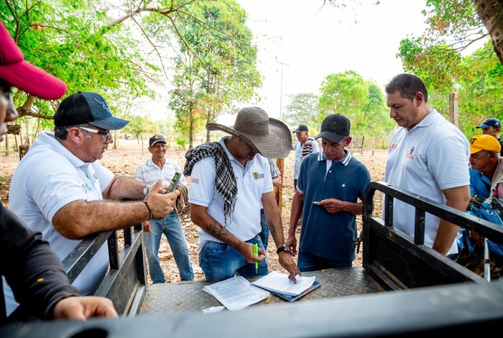 Pequeños productores del Magdalena se benefician del programa de ganadería sostenible que impulsa la Gobernación del Magdalena